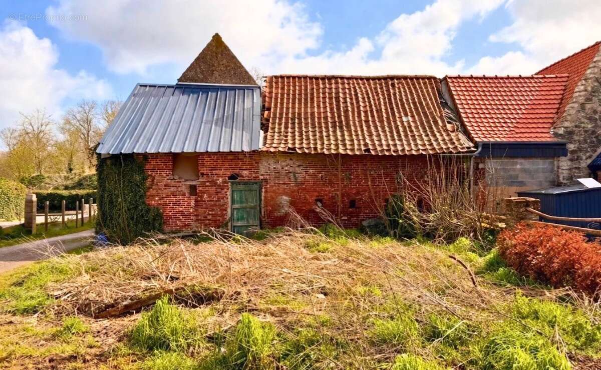 Maison à CAMPHIN-EN-PEVELE