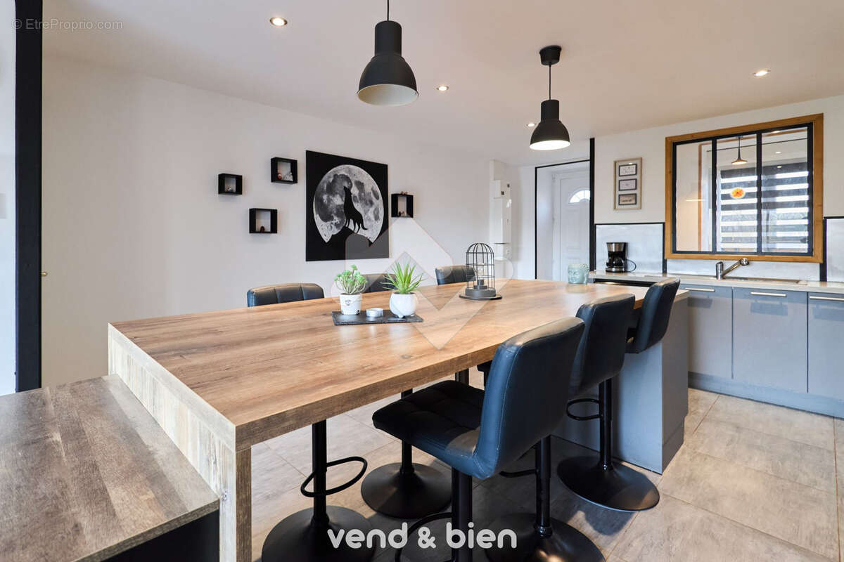 Appartement à VILLERS-ALLERAND