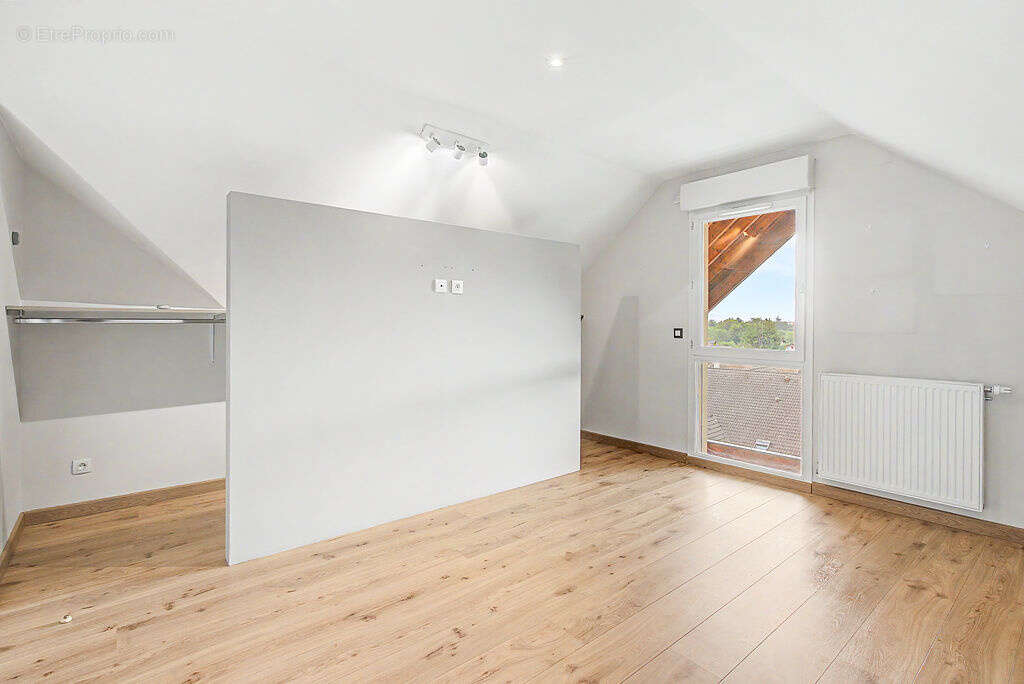 POISY - Duplex lumineux avec terrasse - photo 18