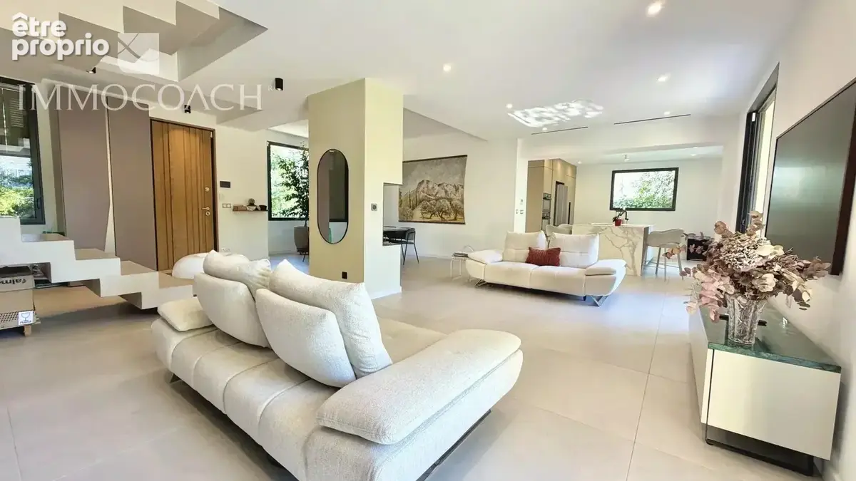 Très belle maison proche des commerces à Hyères - photo 4