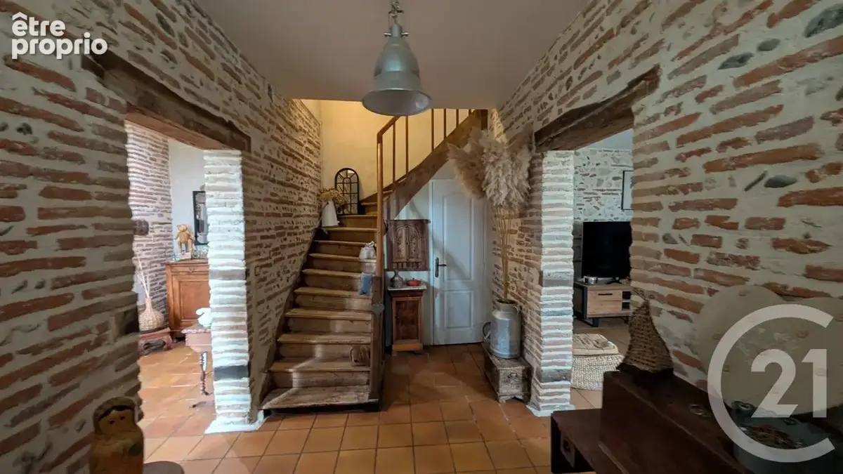 Maison 7 pièces 199 m² à vendre à Lamagistere (82360) - photo 3