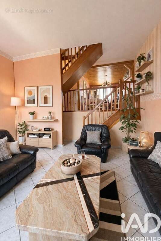 Photo 3 - Maison à MOISSY-CRAMAYEL