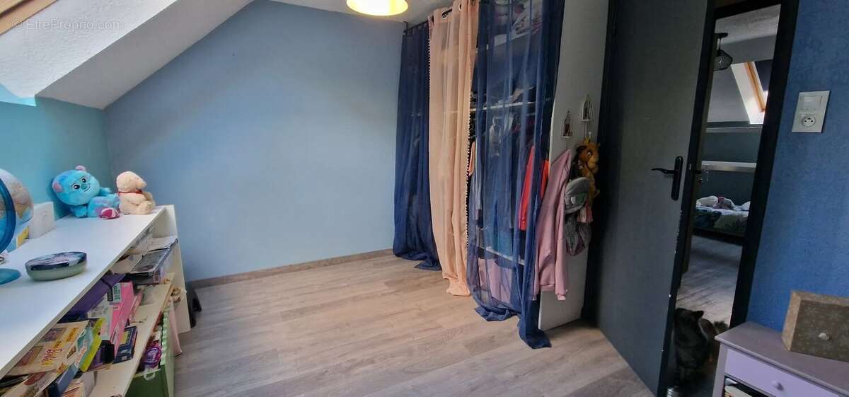 Appartement à CHAUFFAYER