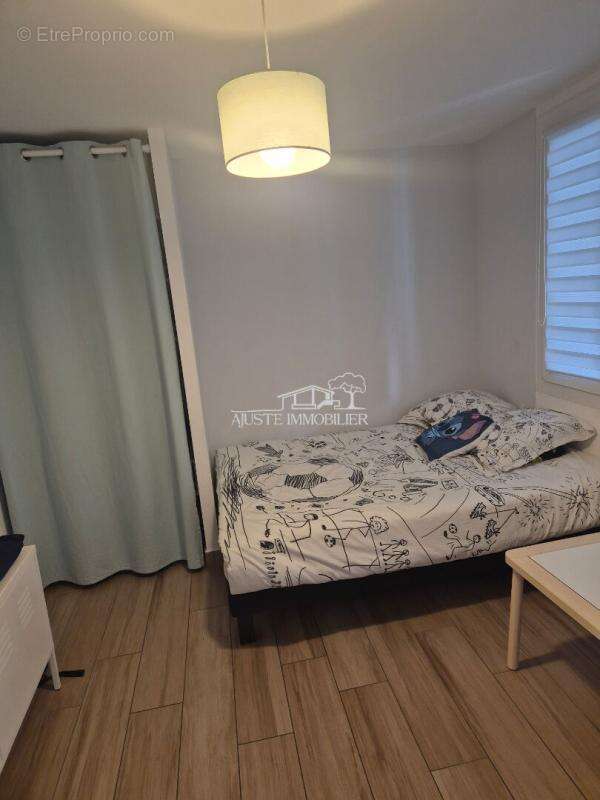 Maison à SAINT-VICTORET