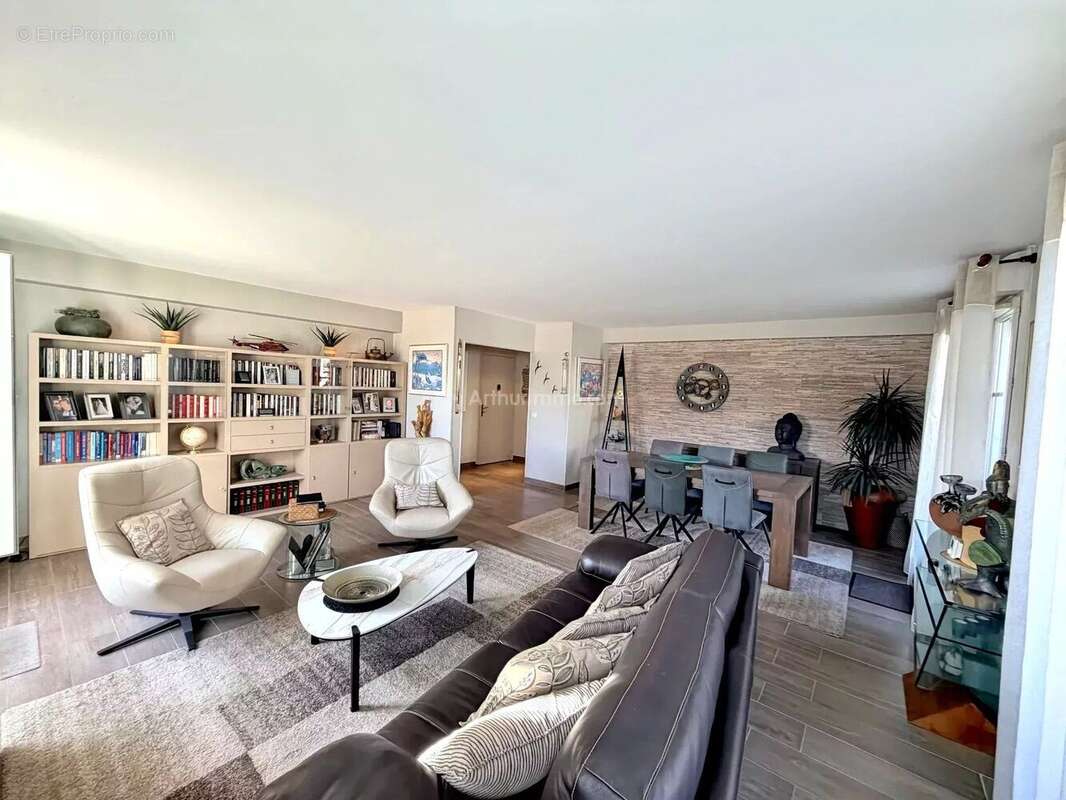 Appartement à SERRIS