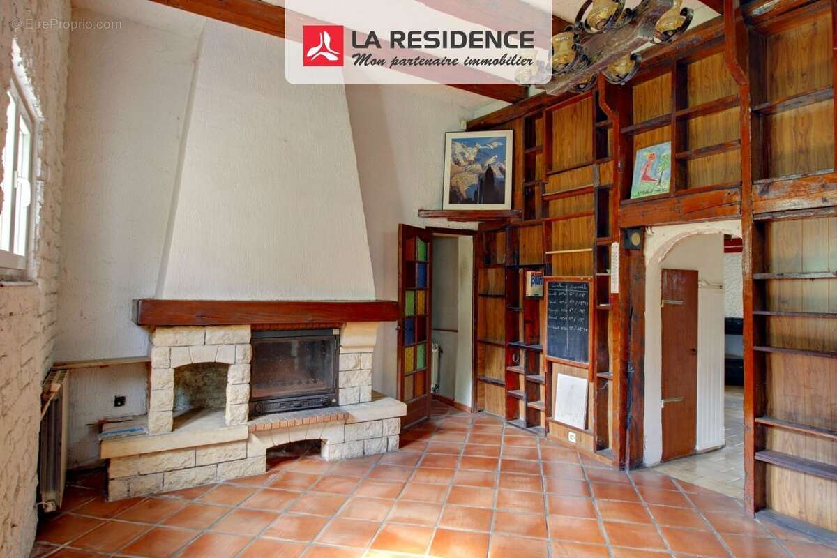 Maison 144 m² à Conflans-Sainte-Honorine  - photo 2