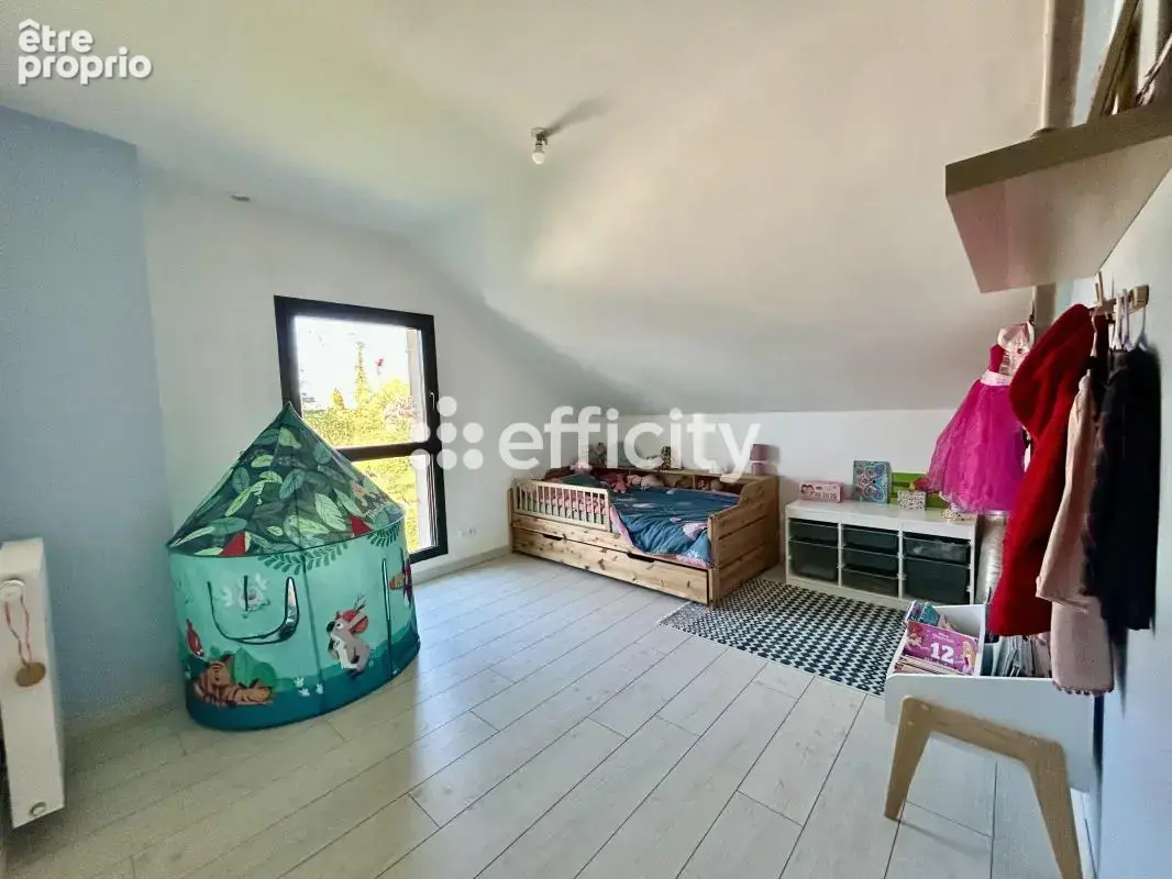Maison 206 m² à Vezin-Le-Coquet  - photo 10
