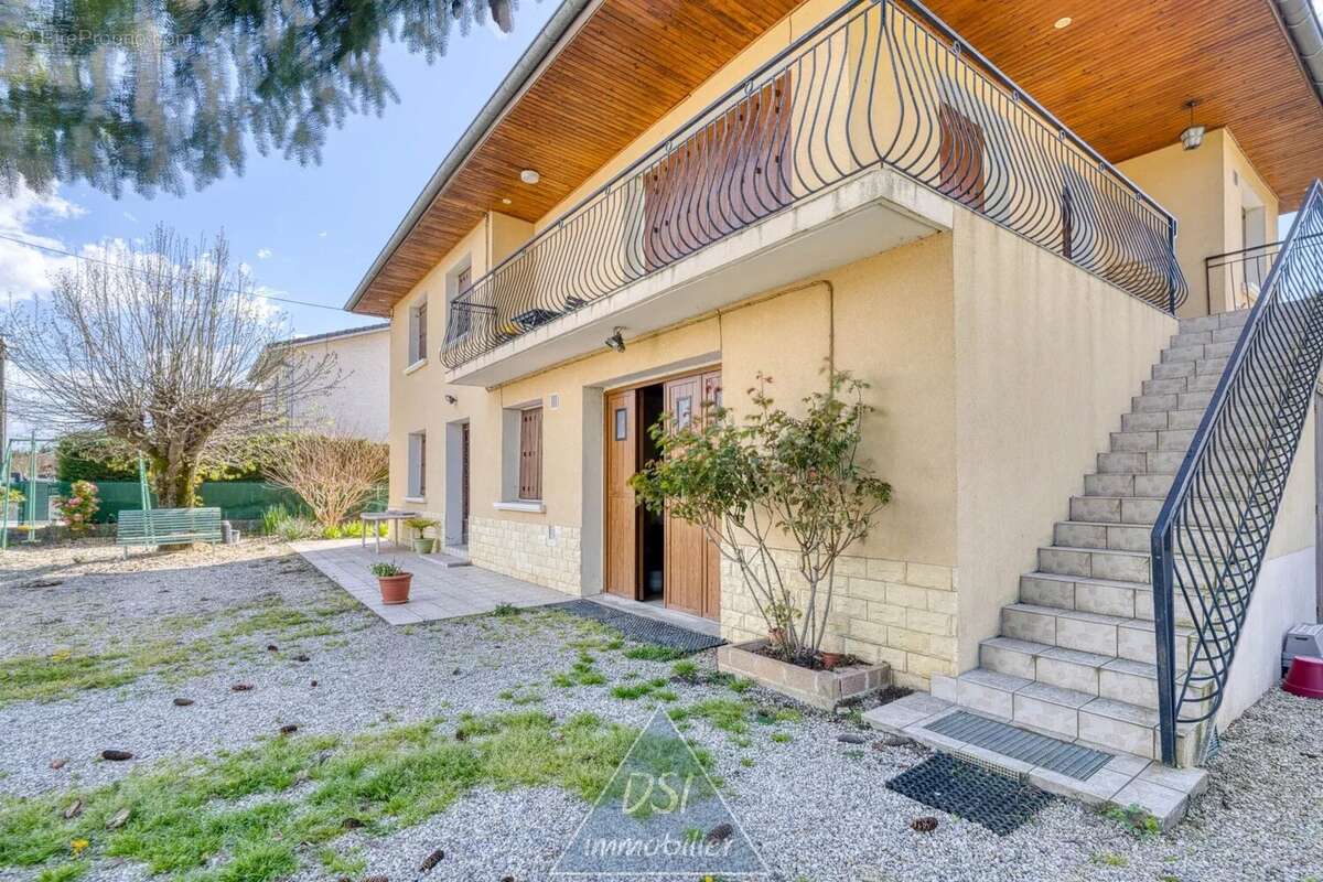 Appartement à BEYNOST