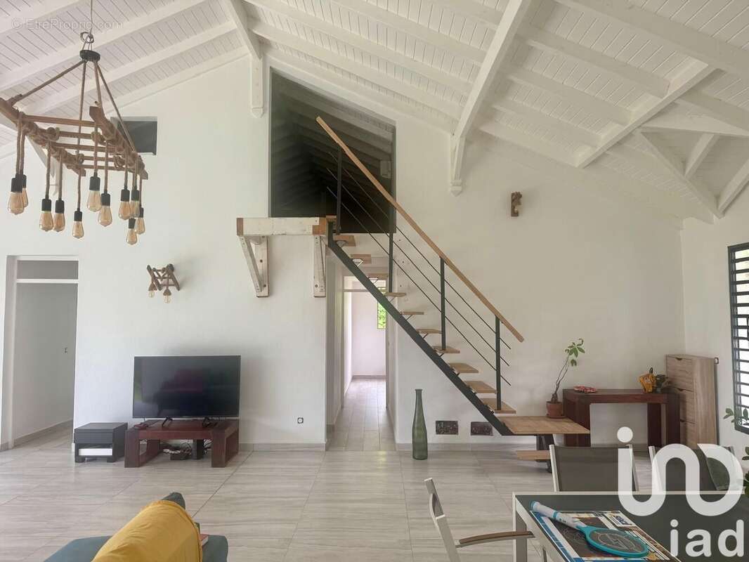 Photo 3 - Maison à BAIE-MAHAULT