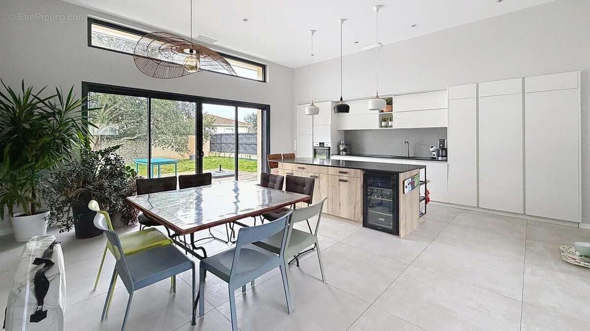 Photo 2 - Maison à CAMBLANES-ET-MEYNAC