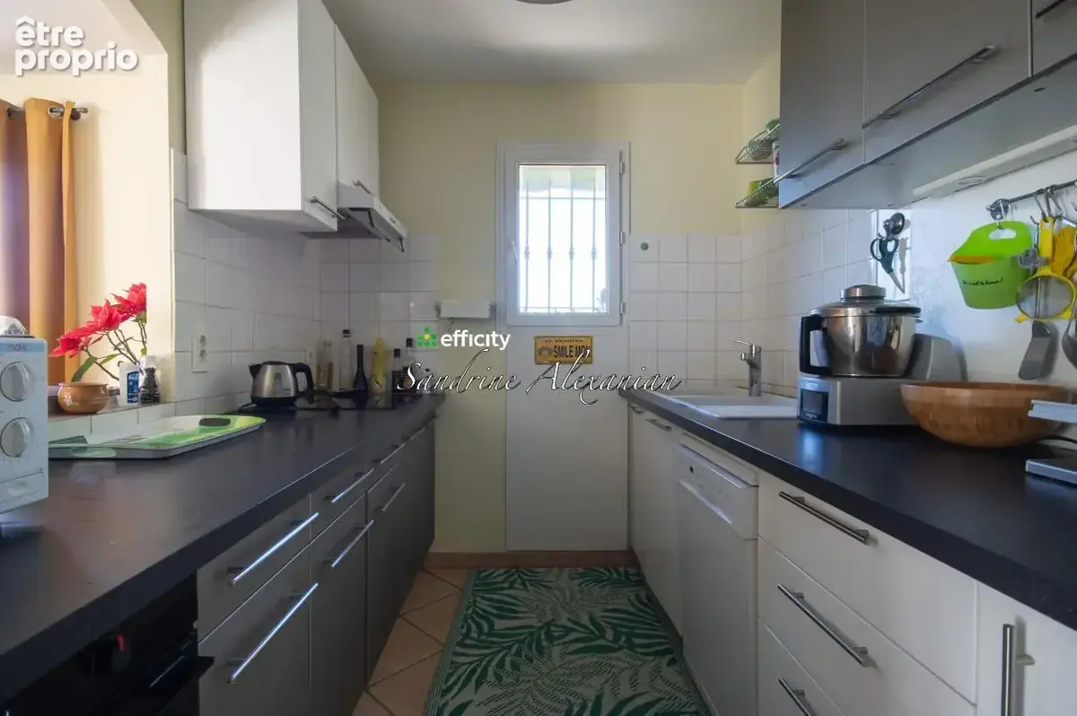 Maison 100 m² à Vidauban  - photo 8