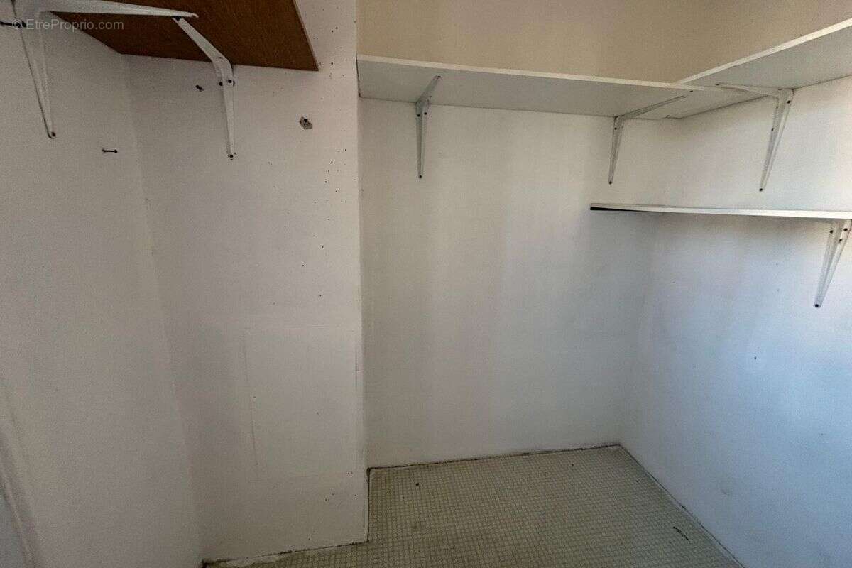 Appartement à PORT-DE-BOUC