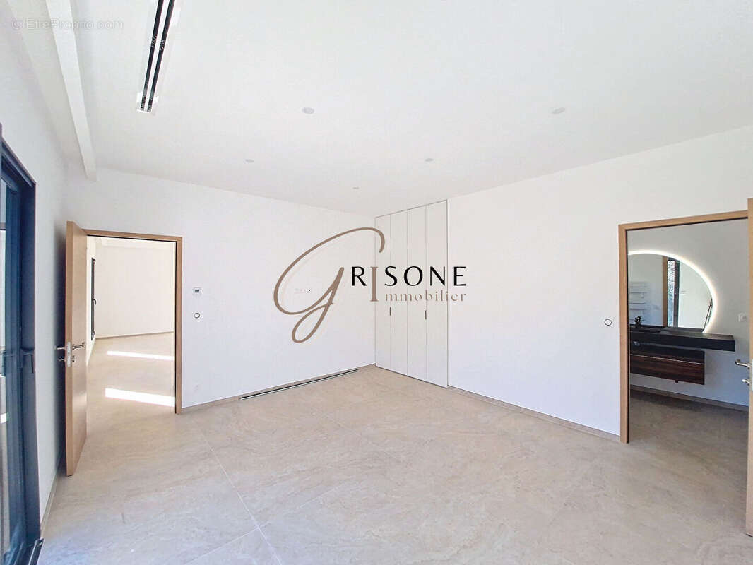 Maison à SANARY-SUR-MER