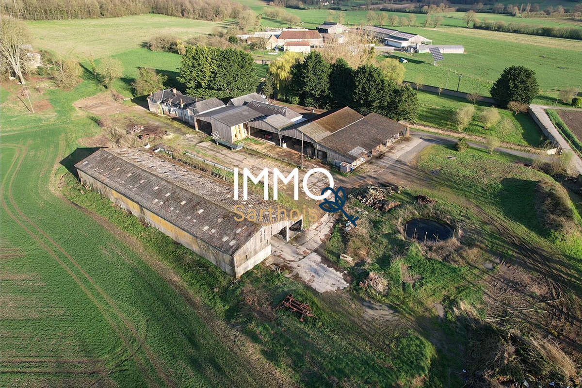 Maison à VERNEIL-LE-CHETIF