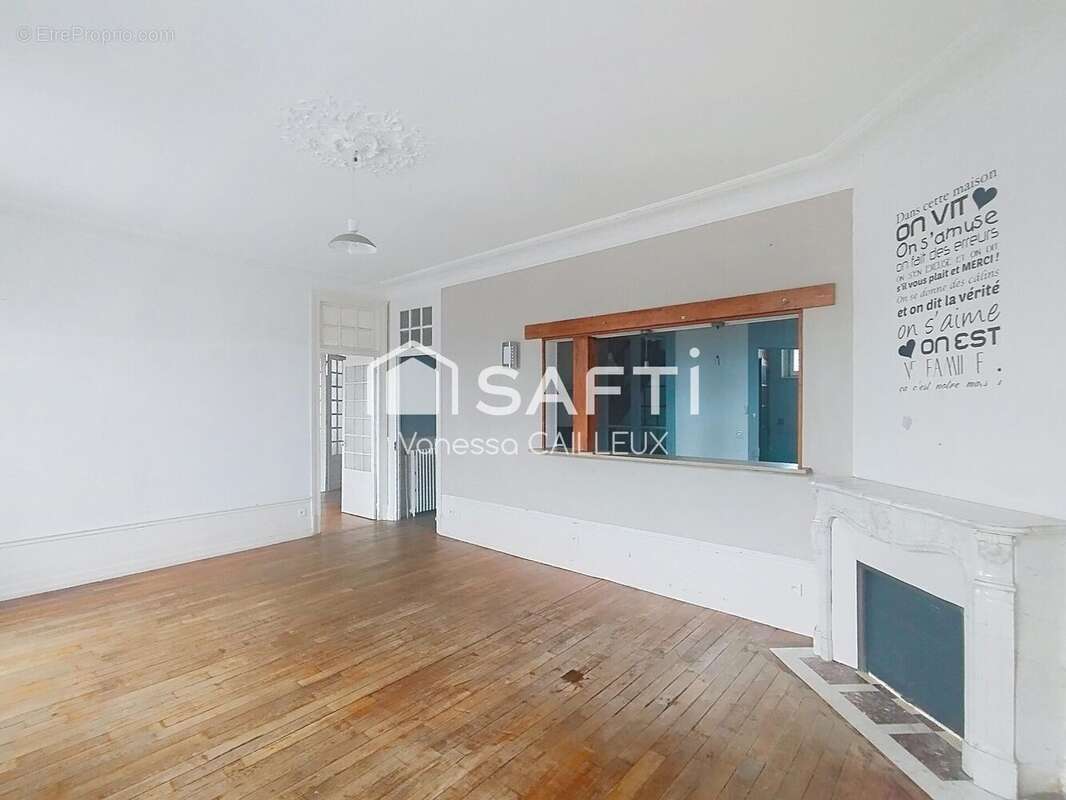 Maison 190 m² à La Fere  - photo 5