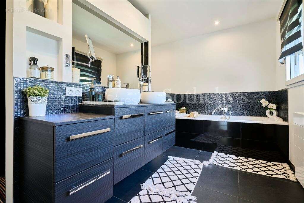 Maison à WATTIGNIES