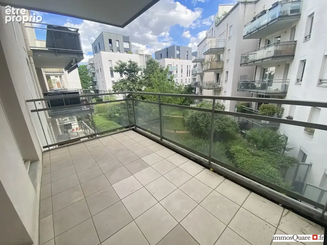 Appartement à LYON-8E