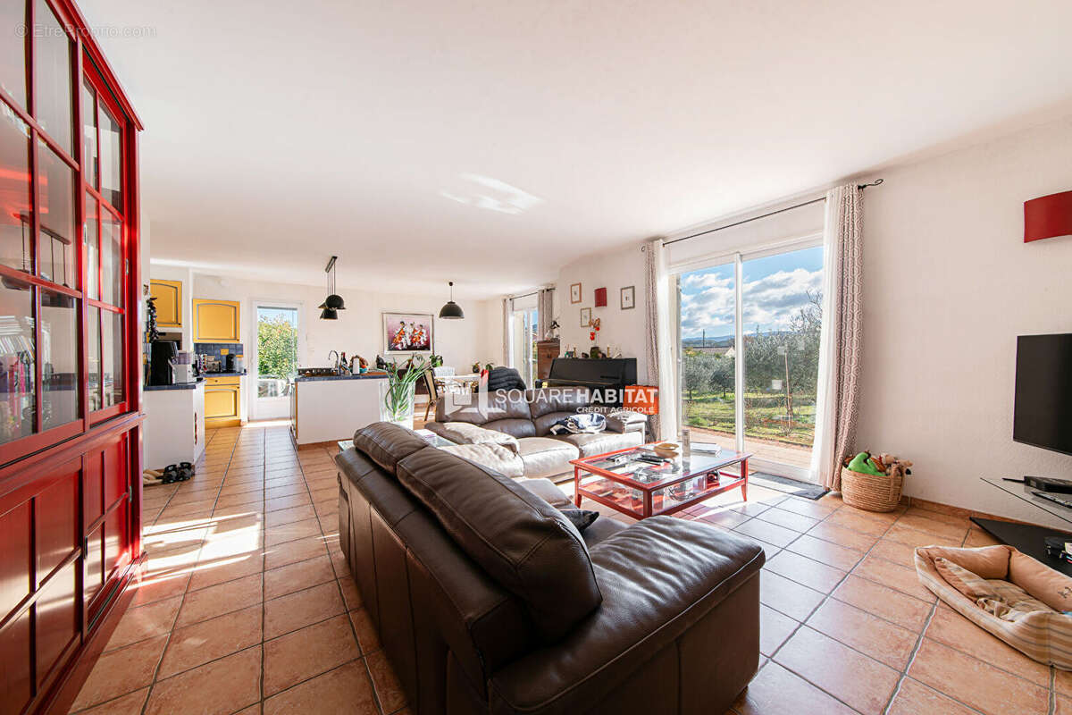 Maison à SAINT-SATURNIN-LES-APT