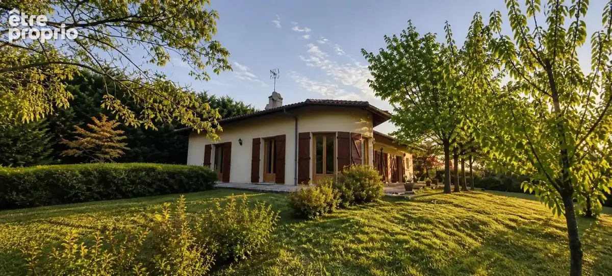Beaumont-de-Lomagne : maison de caractère, vaste sous sol - photo 2