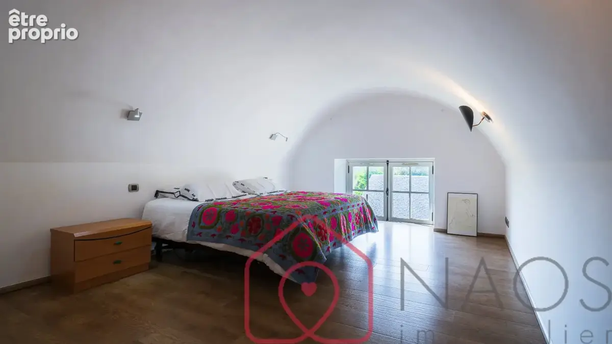 Loft d'exception au cur du fort d'asfeld  249 m²  toit-terrasse de plus de 100 m² - photo 11