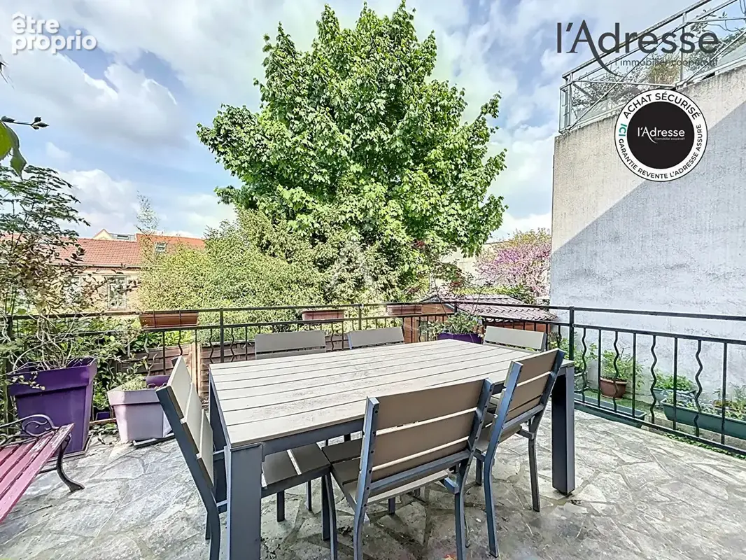 Maison à SURESNES