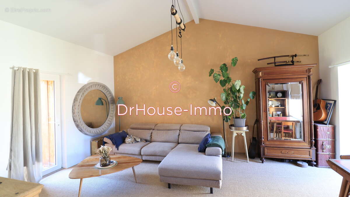 Maison à BLANQUEFORT