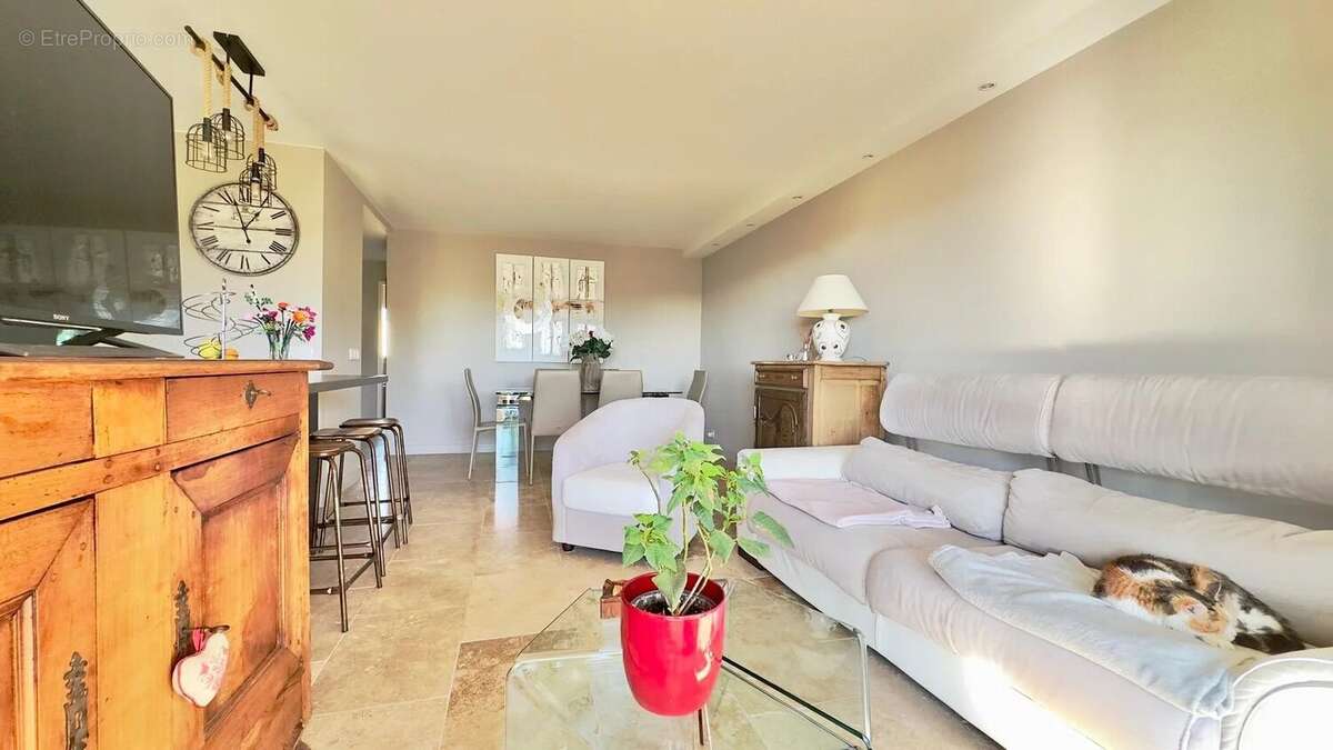 Appartement à LE CANNET