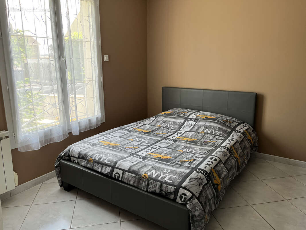 Maison à MILLY-LA-FORET