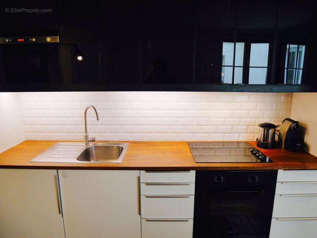 Appartement à PARIS-18E