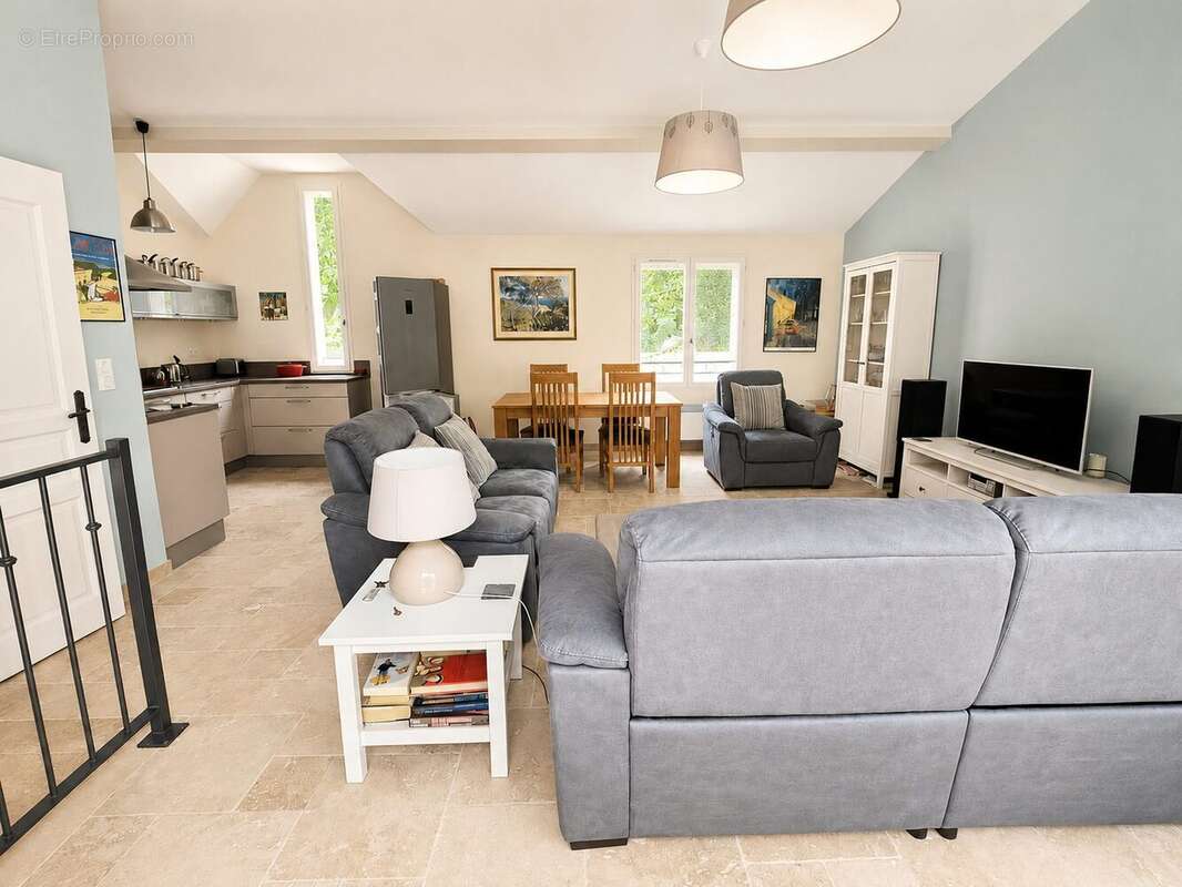 Maison 73 m² à Lezignan-La-Cebe  - photo 5