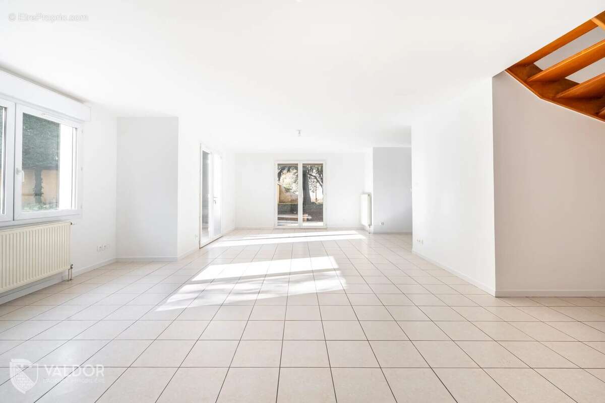 Maison à VILLEFRANCHE-SUR-SAONE