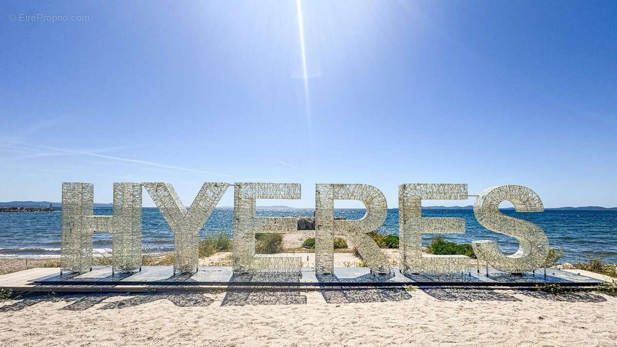 Photo 4 - Maison à HYERES