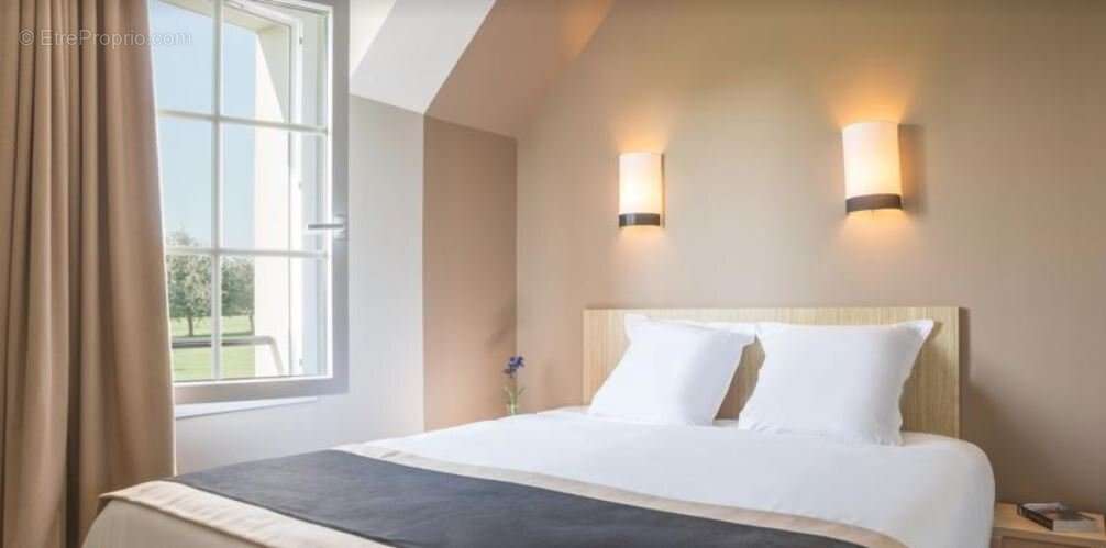 Maison à PORT-EN-BESSIN-HUPPAIN