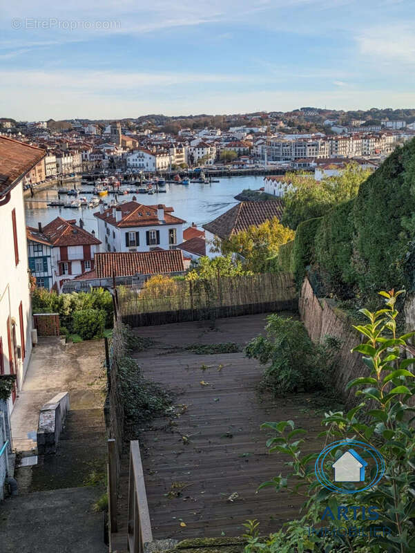 Appartement à CIBOURE