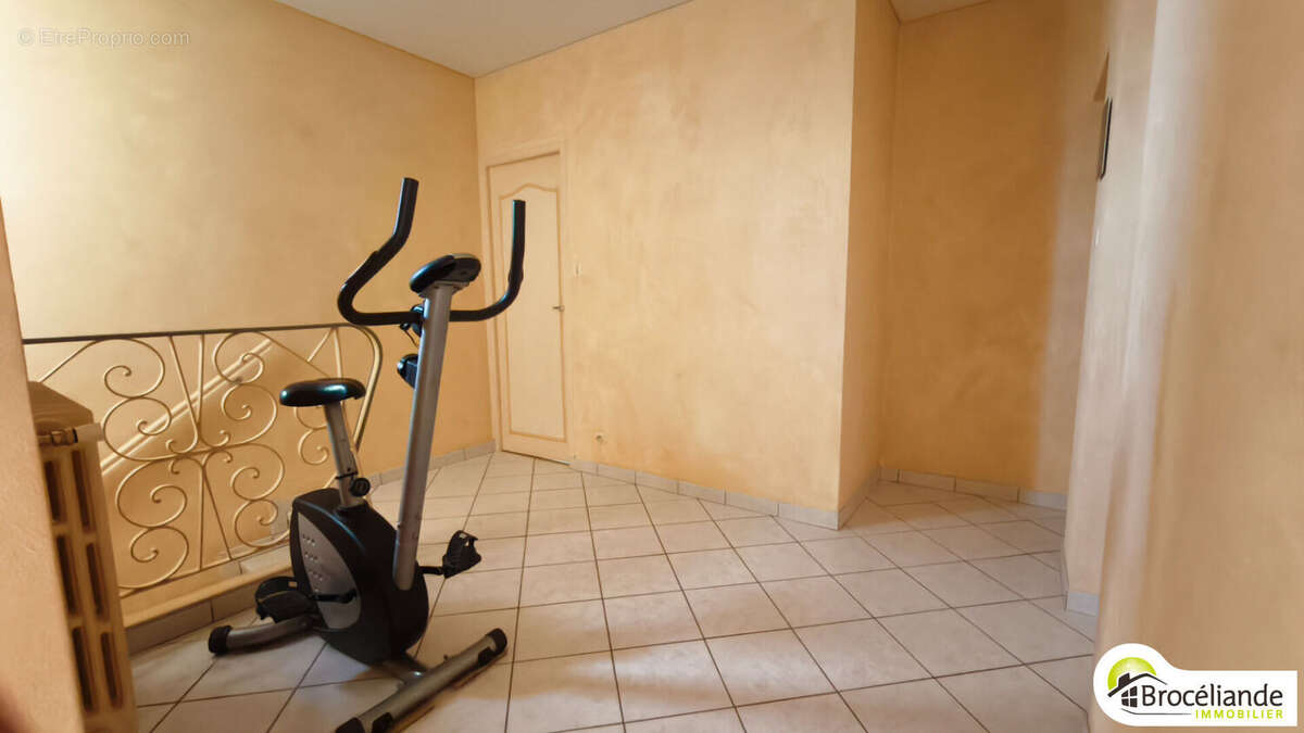 Maison à SAINT-GILLES