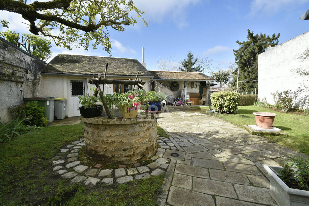 Maison à JOUARS-PONTCHARTRAIN