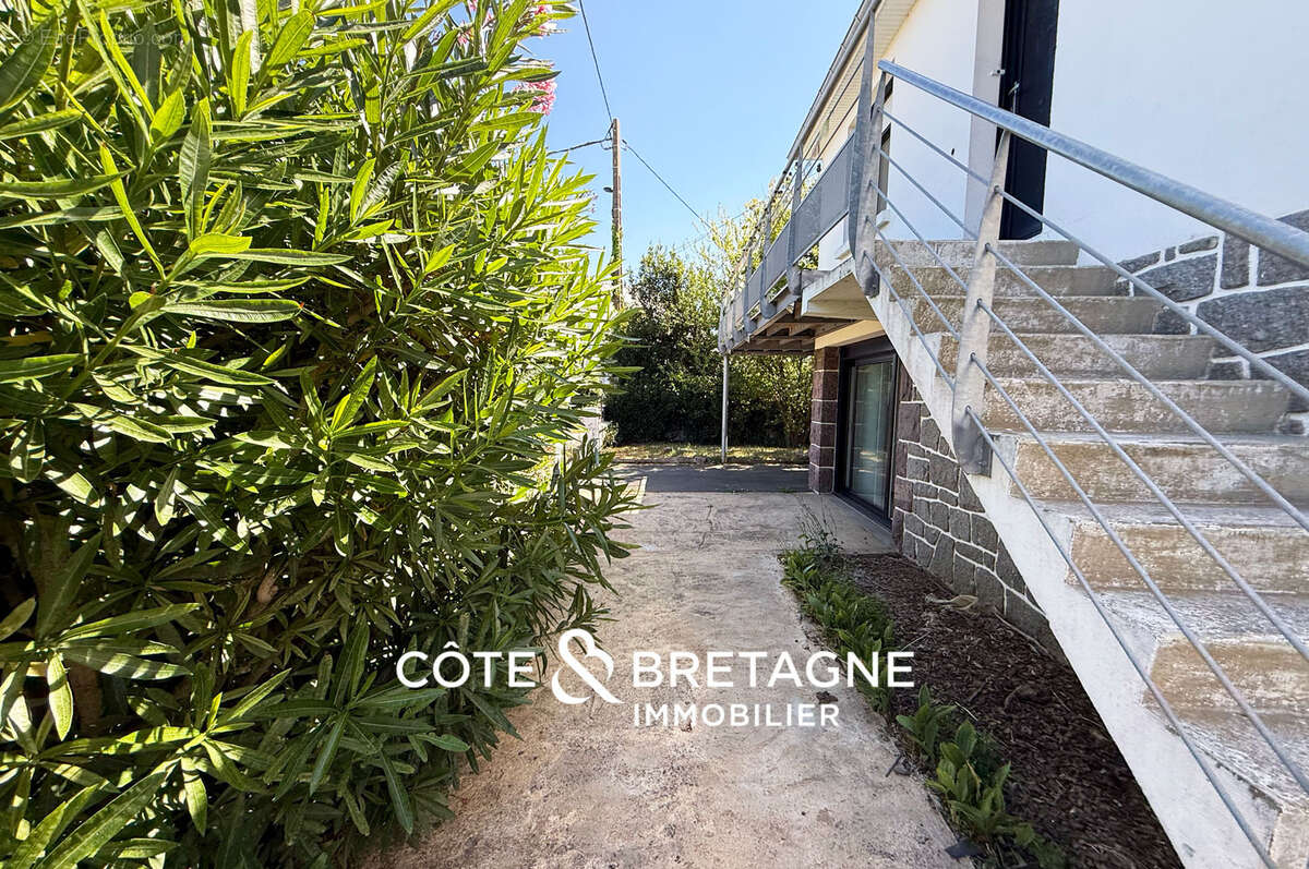Acheter a plerin, maison de ville avec un air de vacances  réf : 2026158 - photo 2