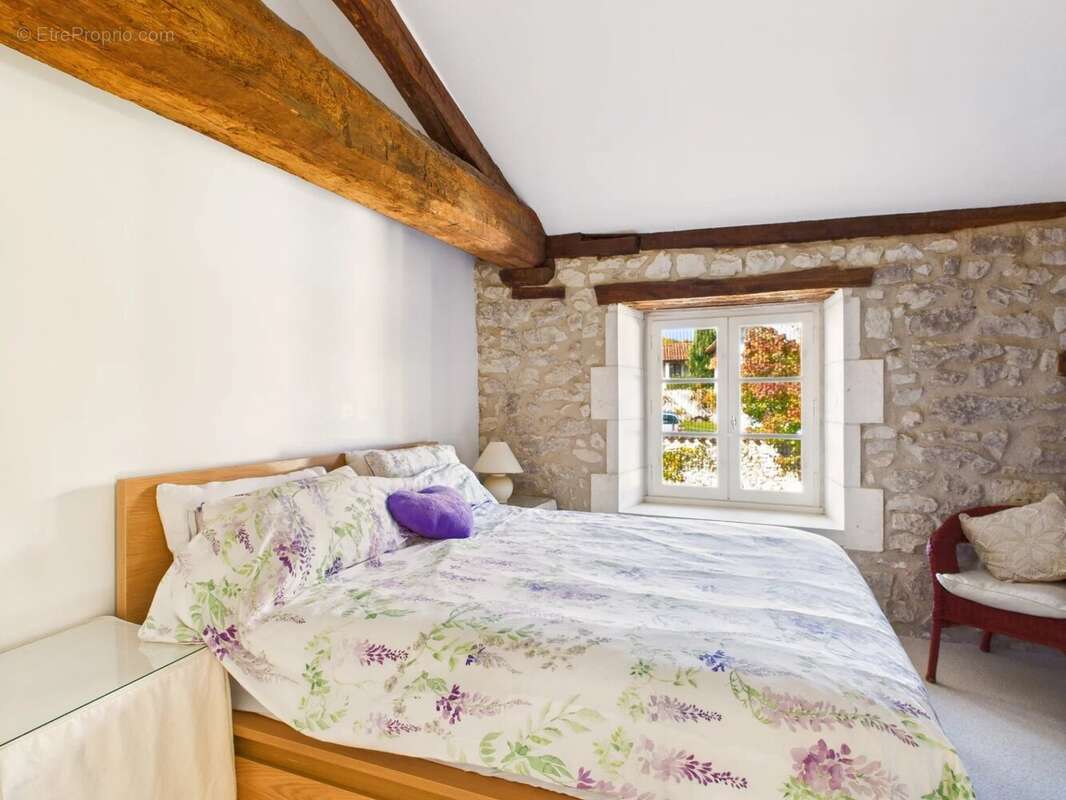 Maison à VERTEILLAC