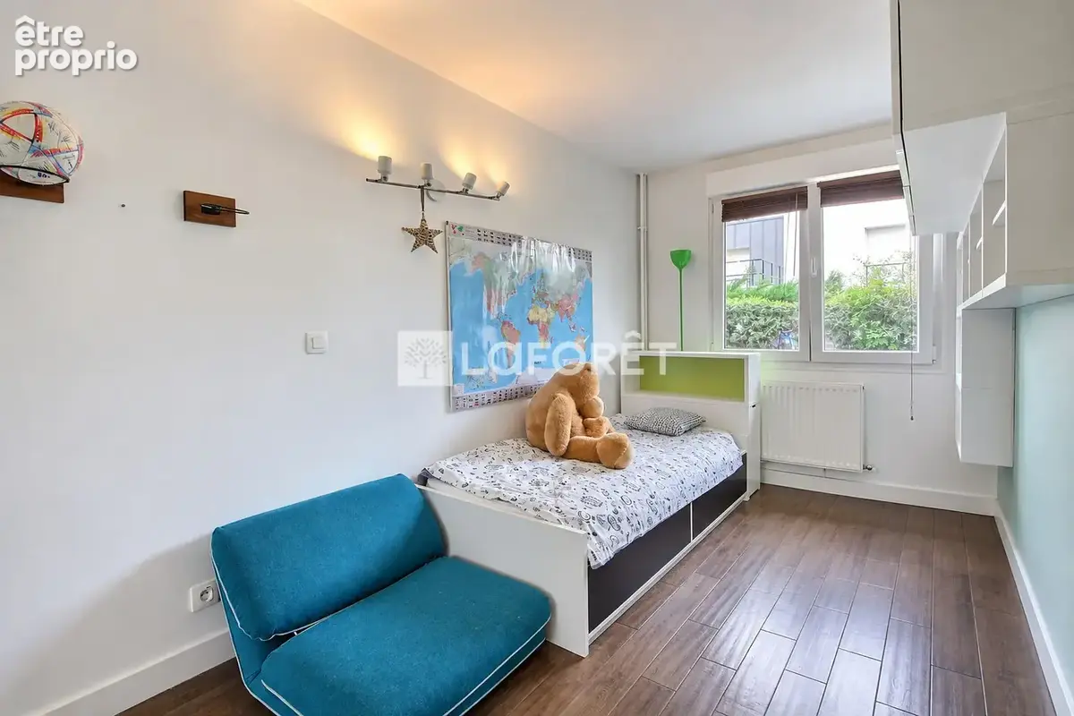 Nanterre centre 105 m² - 3 chambres - séjour 40 m² - parking - photo 7
