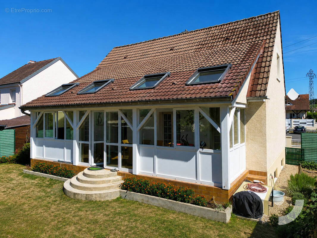 Maison à DAMERY