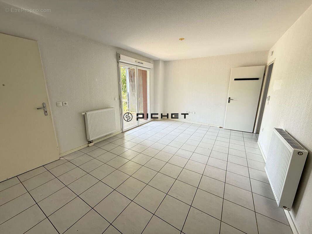 Appartement à SAINT-JEAN-D&#039;ILLAC