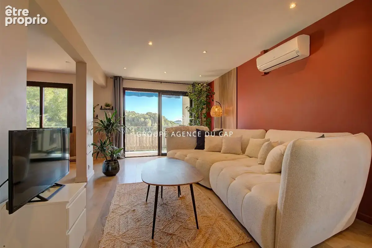 Appartement à Saint-Raphaël Boulouris, dernier étage vue mer ? à deux pas des plages - photo 2