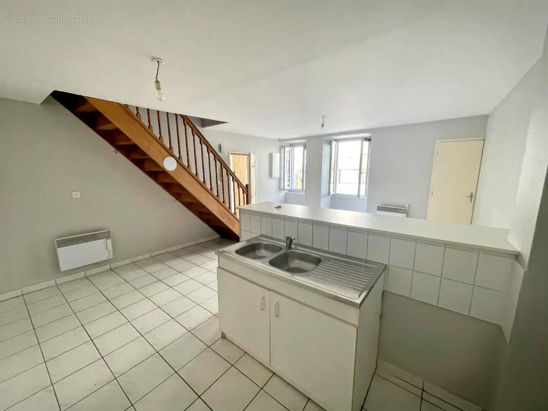 Appartement à SAINTE-FLORENCE