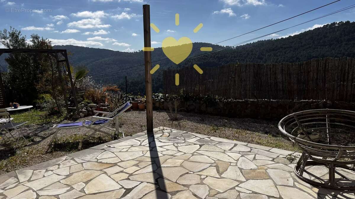 Appartement à CLAVIERS