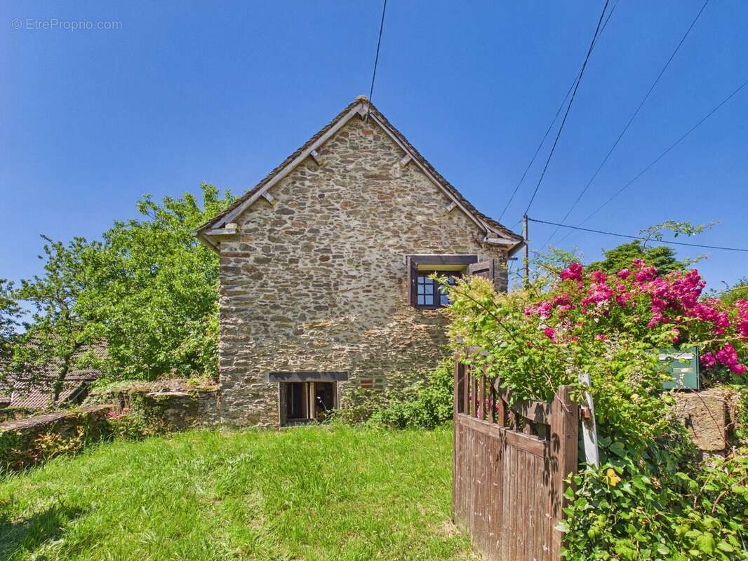 Charmante maison en pierre à proximité de Lescure-Jaoul - photo 18