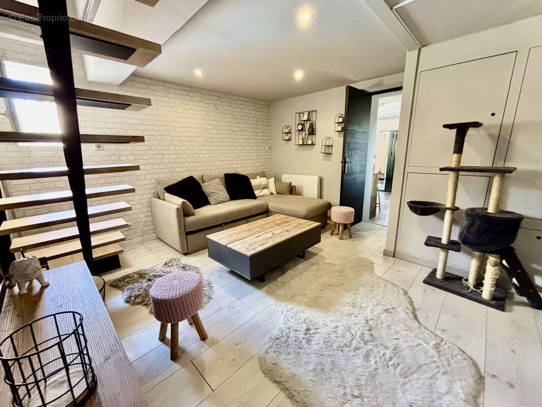 Maison à MALAUCENE