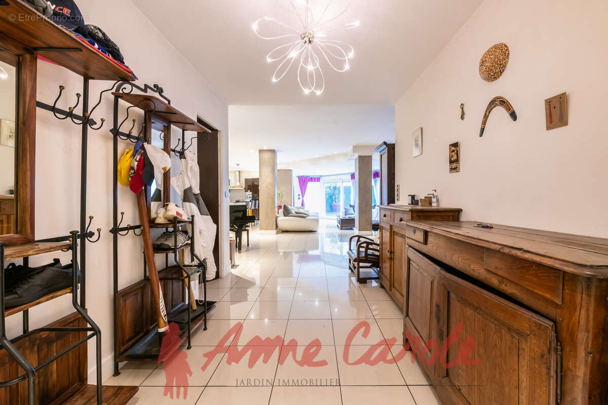 Commerce à JOINVILLE-LE-PONT