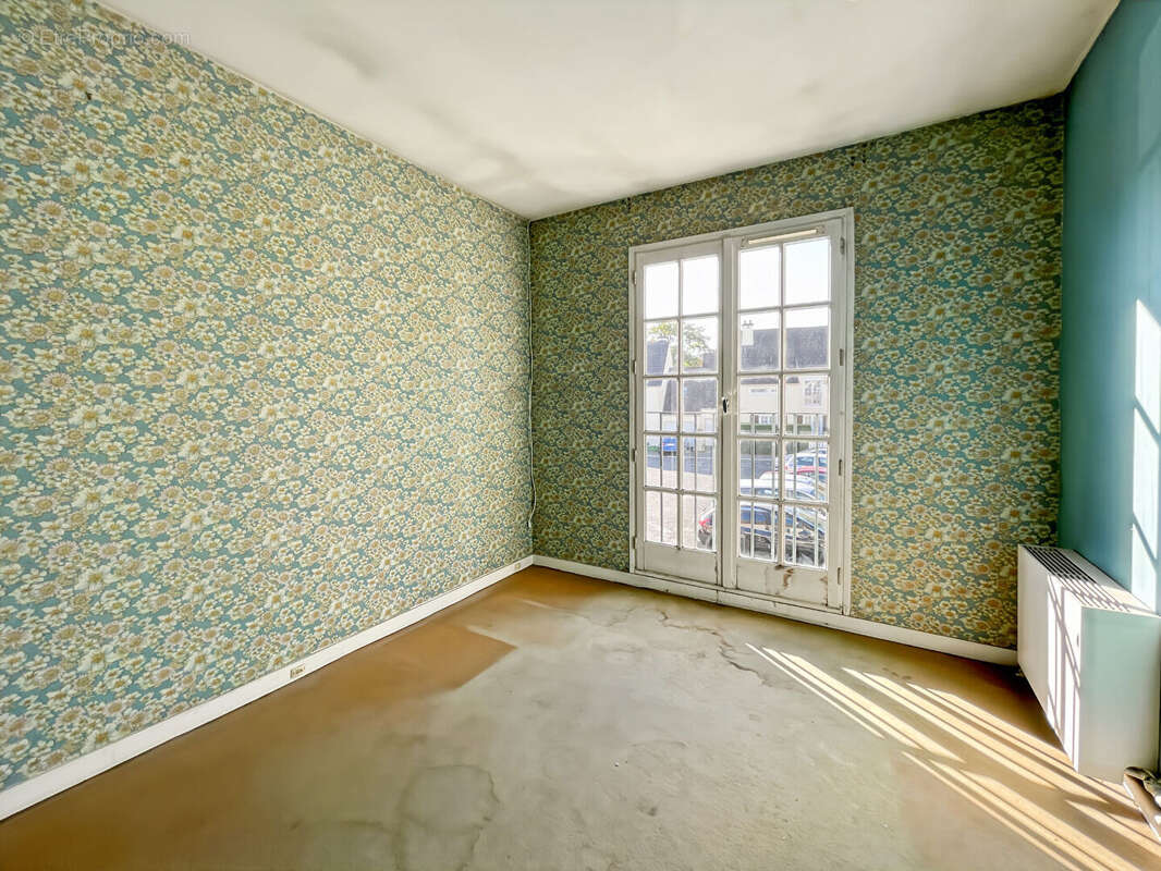 Maison à DAMMARIE-LES-LYS