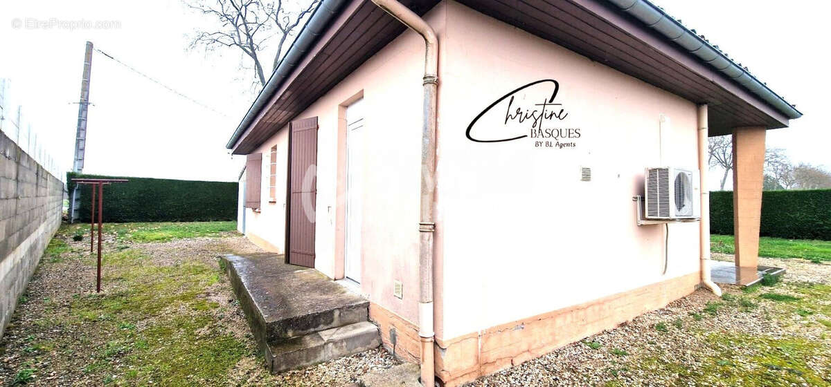 Maison à LACOURT-SAINT-PIERRE