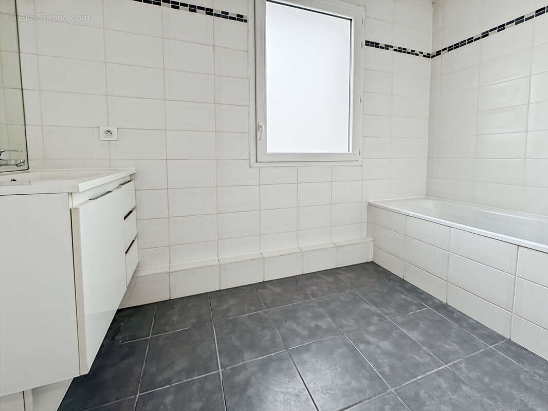 Appartement à ROSNY-SOUS-BOIS